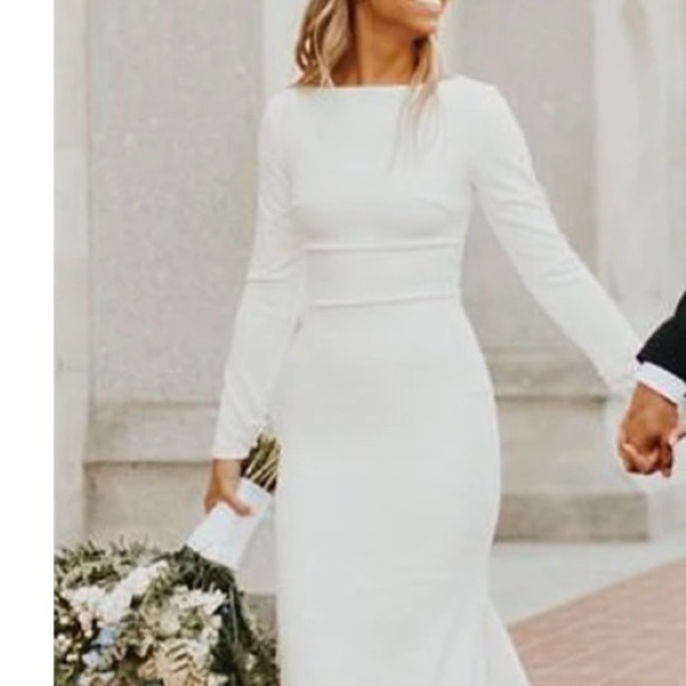 Elegant Long Sleeve White Wedding Dress